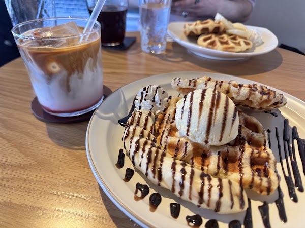 Day & Coffee 山形駅前本店 3