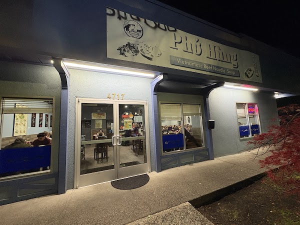 Phở Hùng on Powell