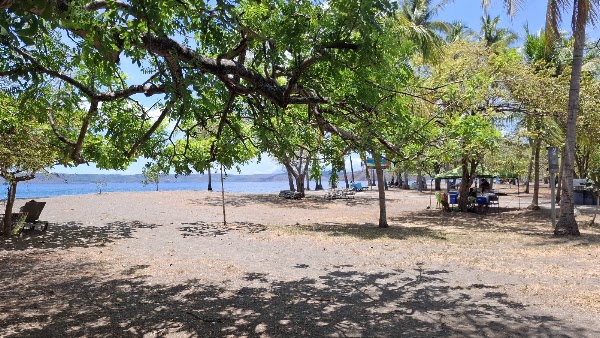 Hacienda Blu Beach Lounge & Grill 2