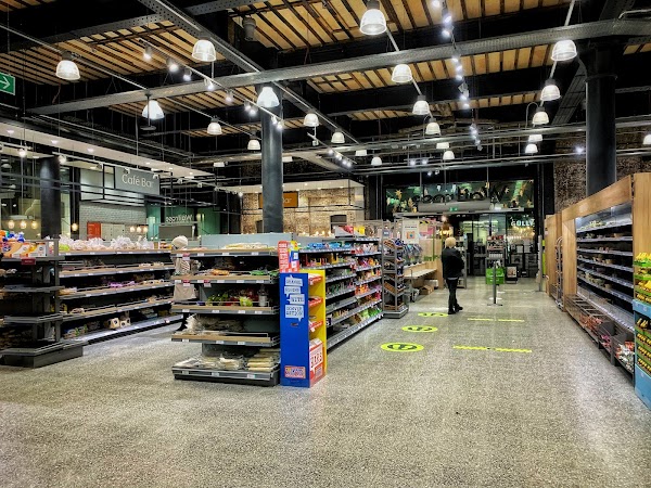 Waitrose & Partners 5
