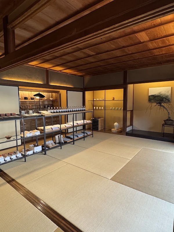 tearoom toka / gallery nichinichi 2
