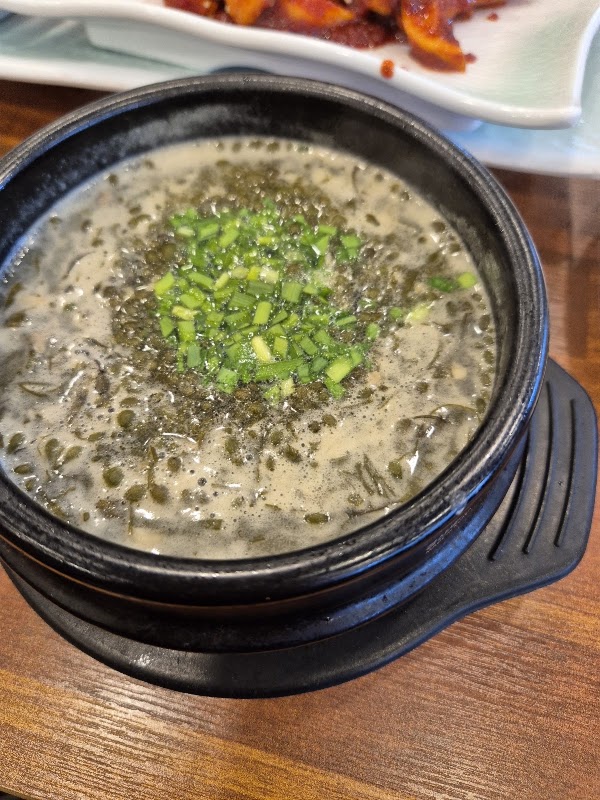 Jeju Dombe Grilled Meat Restaurant 2