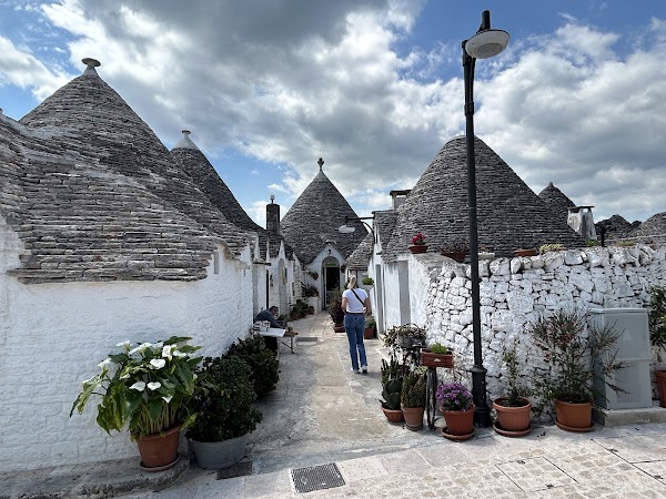 Trullo Old Town Road