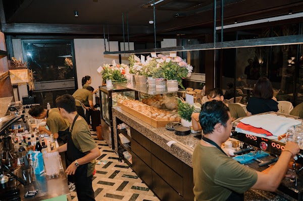 Ely's Kitchen 1