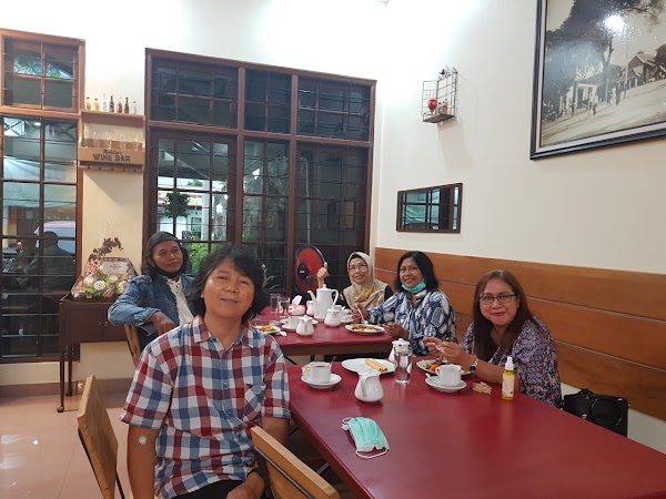 Warung Makan Holy