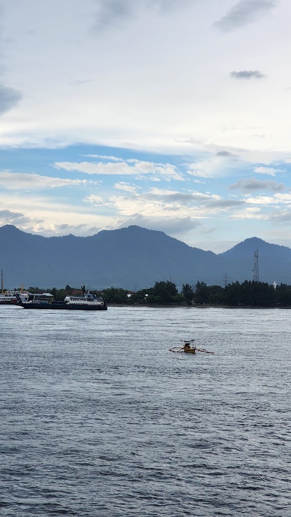 Pelabuhan Gilimanuk Bali 5