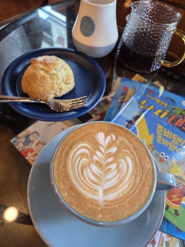 Latebut Coffee Roasters 3