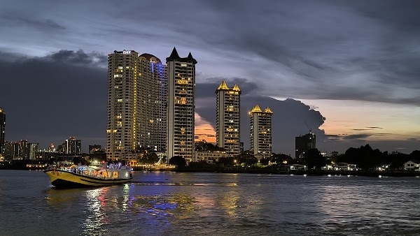 Asiatique The Riverfront Warehouse 7 3