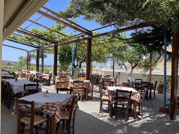 Taverna Giannousakis 1