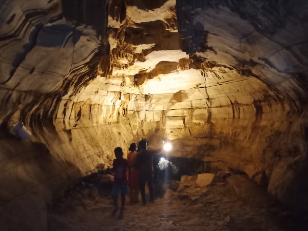 Belum Caves 4