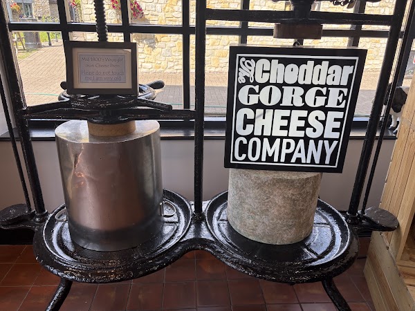 Cheddar Gorge Cheese Company 3