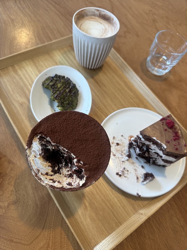Nono Shop & Cafe 4