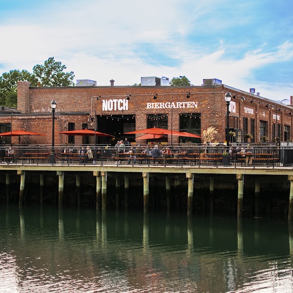 Notch Brewery & Tap Room - Salem