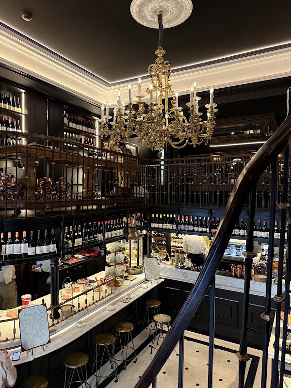 Lhardy Café