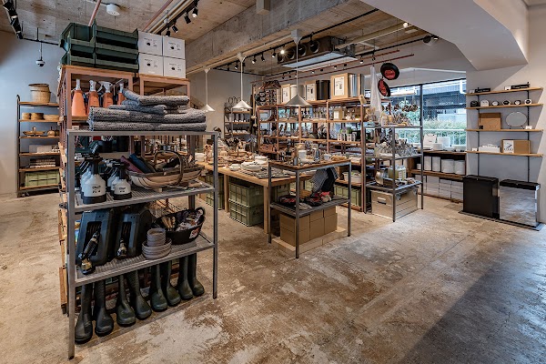 LOST AND FOUND TOKYO STORE 3