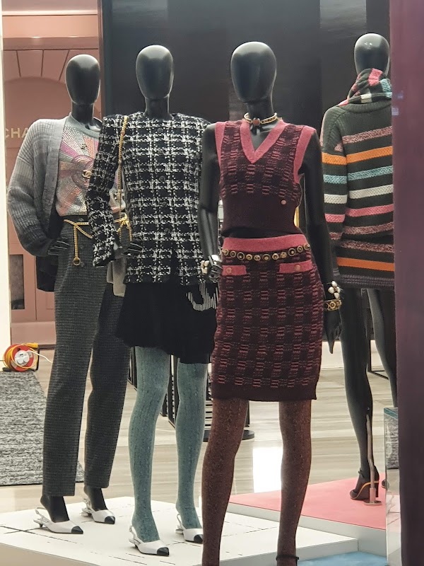 CHANEL Seoul Flagship MJ 2