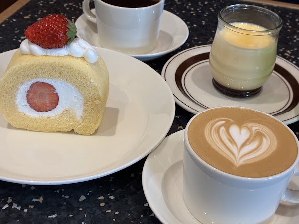 COFFEE & CAKE STAND LULU 2