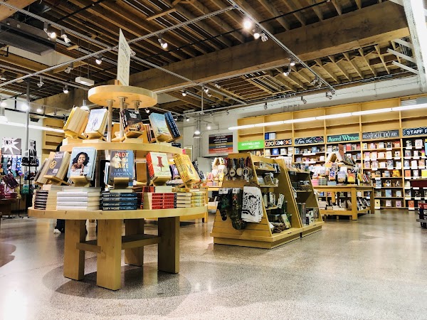 Powell's City of Books 4