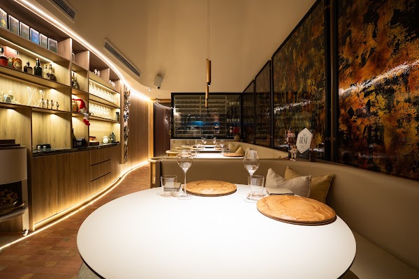 Upstairs Tasting Room 3