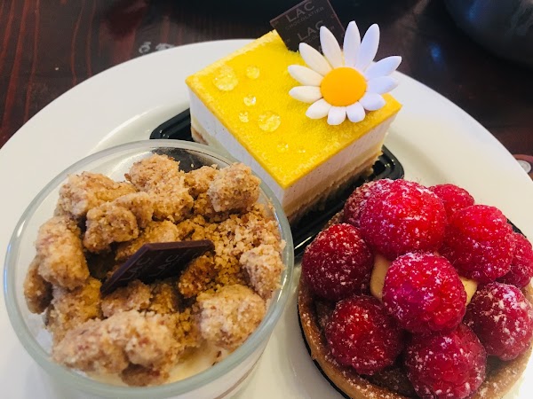 Patisserie Lac 5