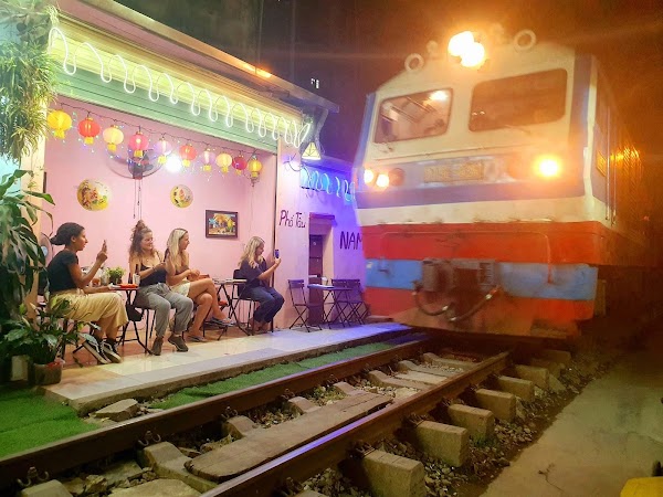 Train Street Hanoi 2