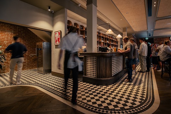 Gardiner Hotel