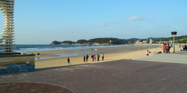 Mallipo Beach 5