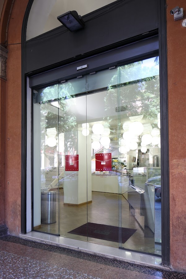 Italy 6