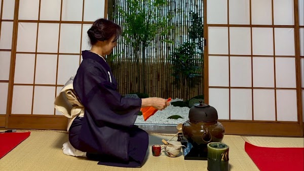 Tea Ceremony tokyo Tokyochaan 東京茶庵 make matcha 5