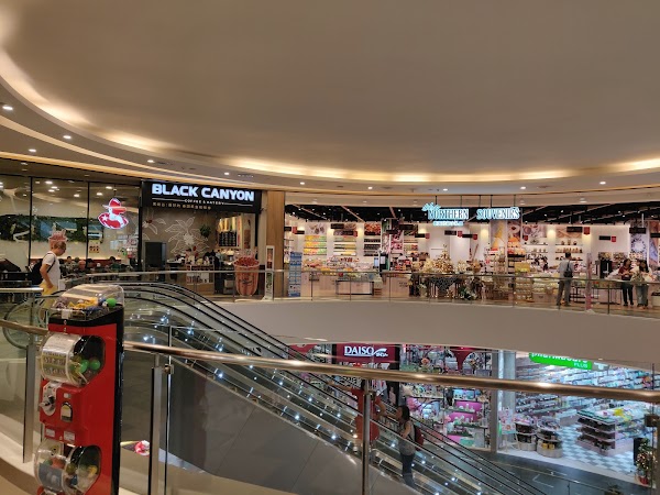 MAYA Lifestyle Shopping Center 5