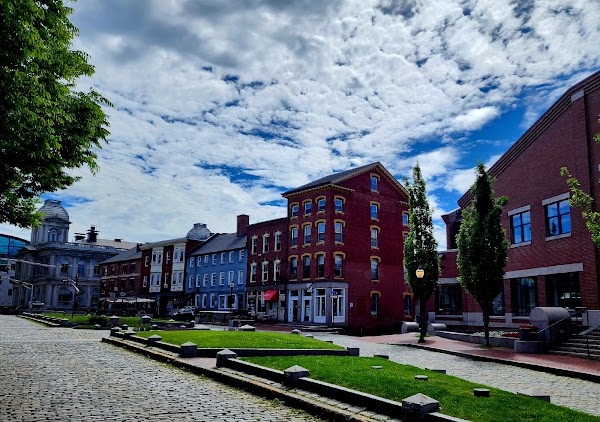 Commercial Street 4