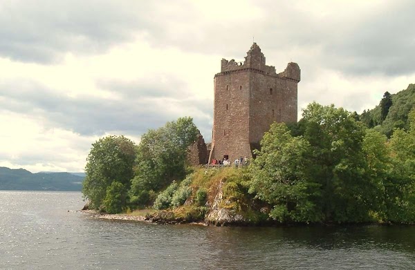 Urquhart Castle 3