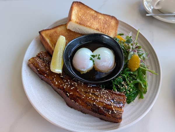 Eight Ounce Café 2