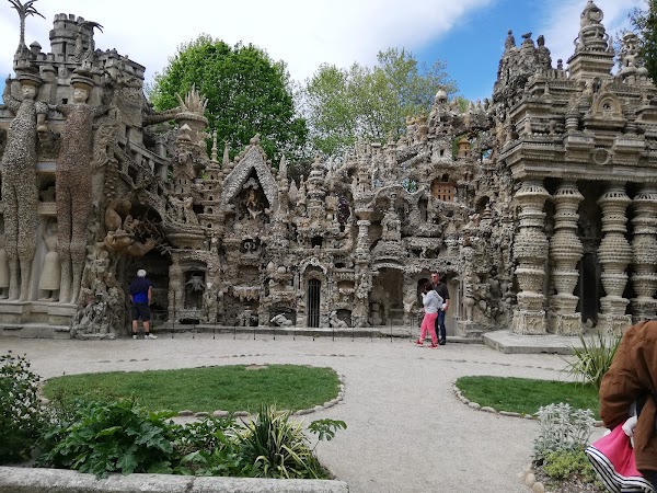 Cimetière d'Hauterives 4