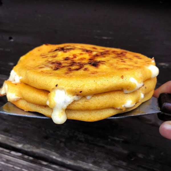 Pupusas Y Tacos Los Reyes 3