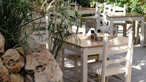 Petra Restaurant Rethymno