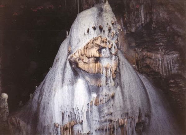 Slaughter Canyon Cave
