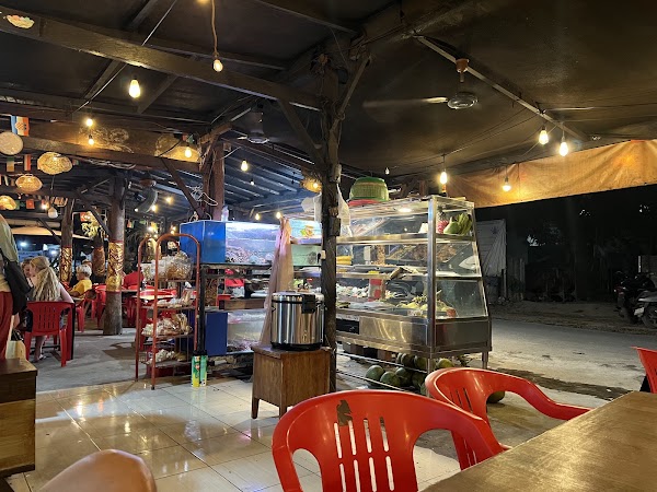 Little Prema Warung (local food)