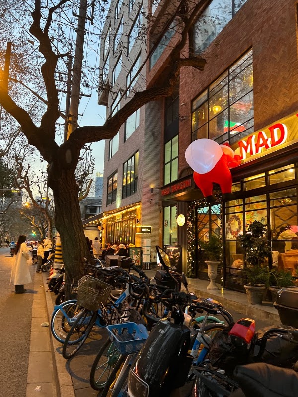 Donghu Road 2