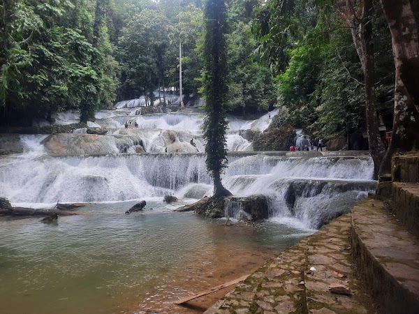 Waterfall Moramo 1