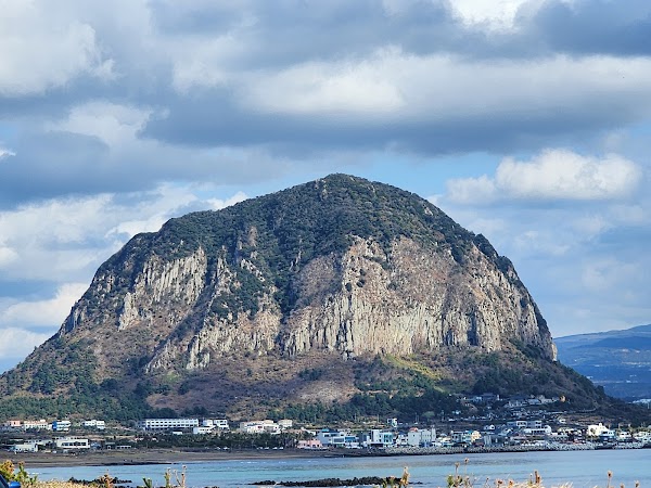 Songaksan Mountain Trail 4
