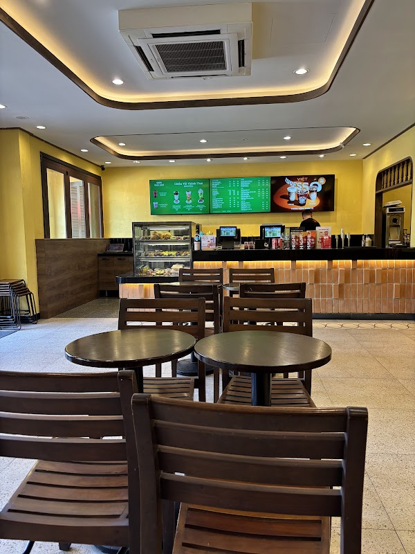 Highlands Coffee Nguyen Phuc Chu 1