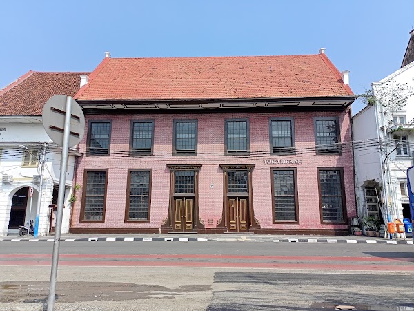 Toko Merah 1