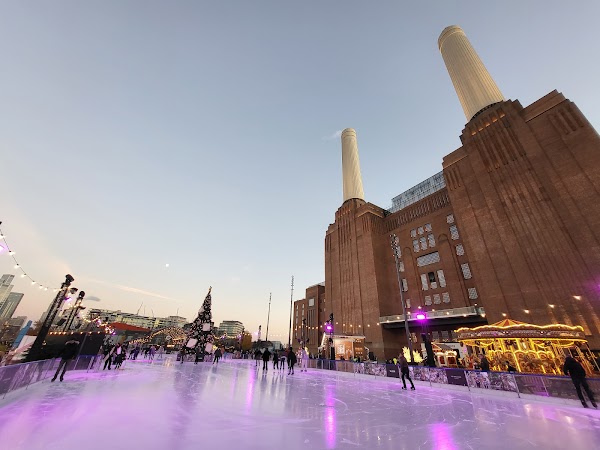 Glide at Battersea Power Station 4