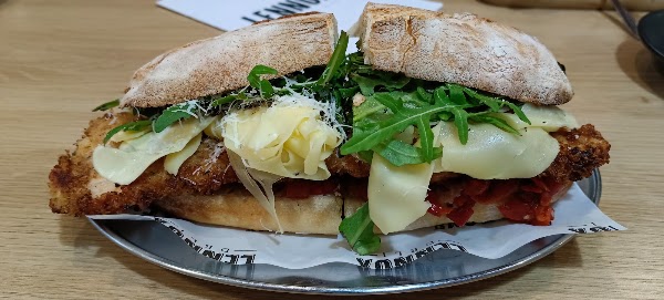 Lennox St Deli 2
