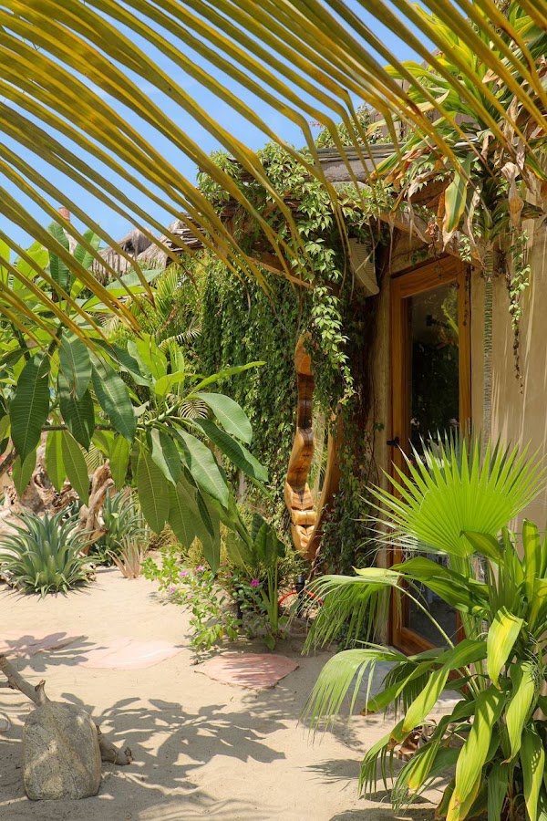 Secret Beach Hostel