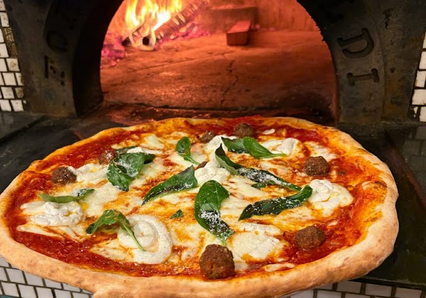 Antica Pizzeria Del Borgo Orefici 5