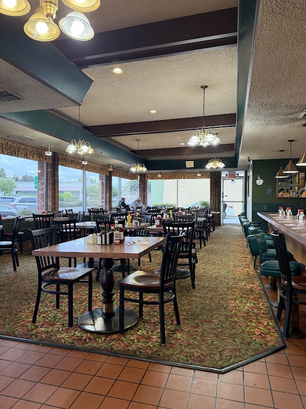 Heidi's Pies Restaurant 3