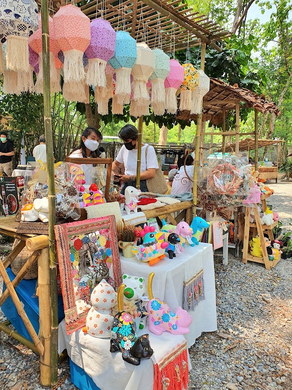 Tong Tung Market 5