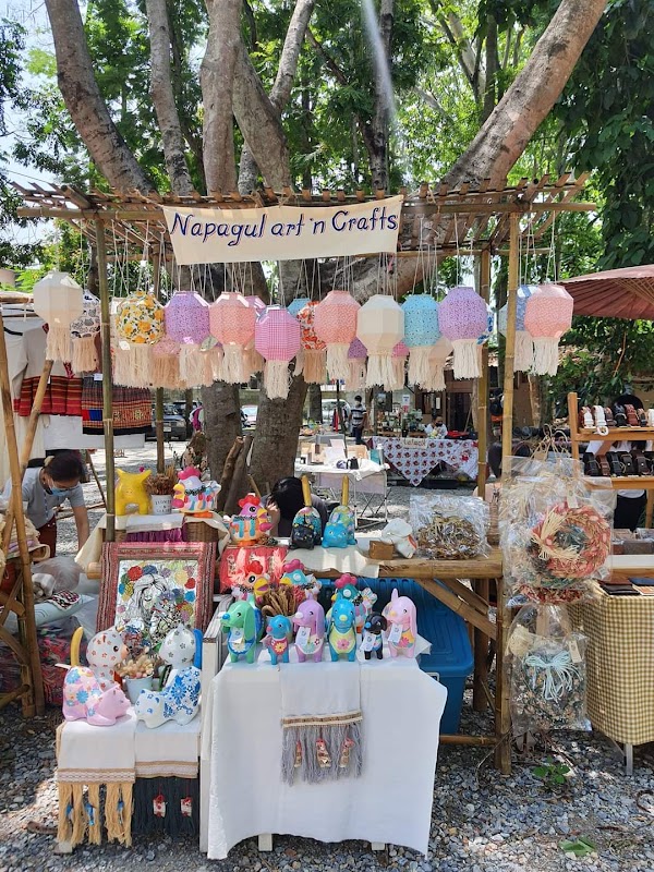 Tong Tung Market 2